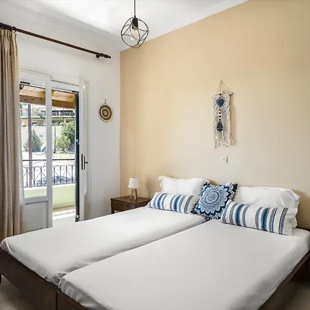 Vicky's Agios Gordios (Corfu)