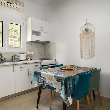 Vicky's Agios Gordios (Corfu)